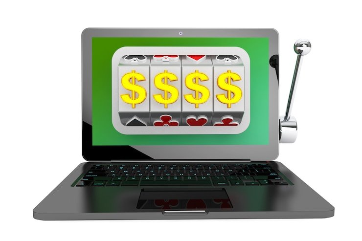 Tampilan kartu dan informasi tangan di Casino Hold'em